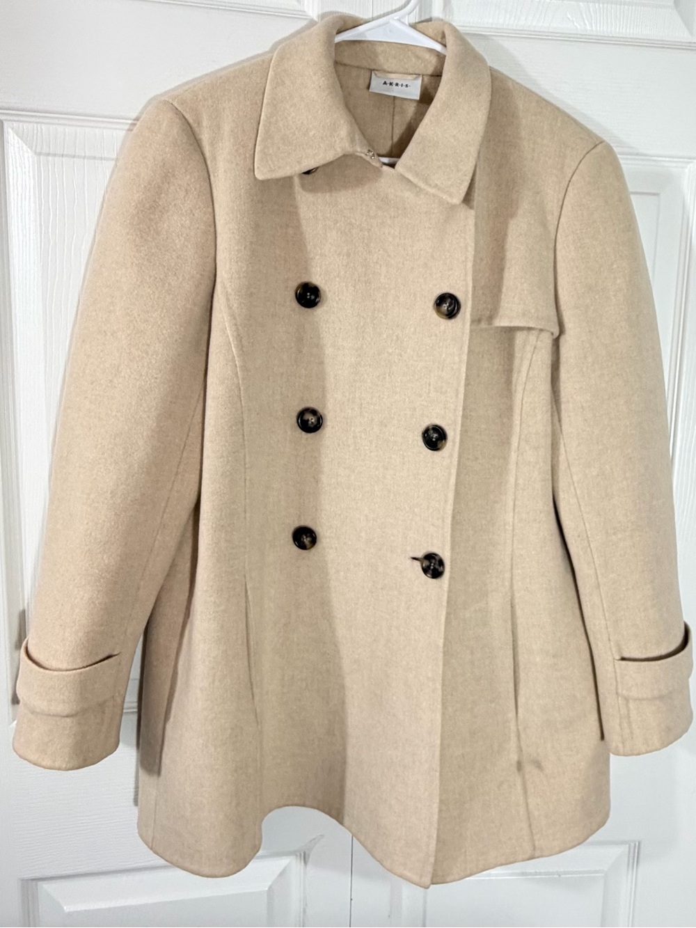 Akris Double Breasted Cashmere wool Blend Peacoat Short Coat Beige Womens Size 8